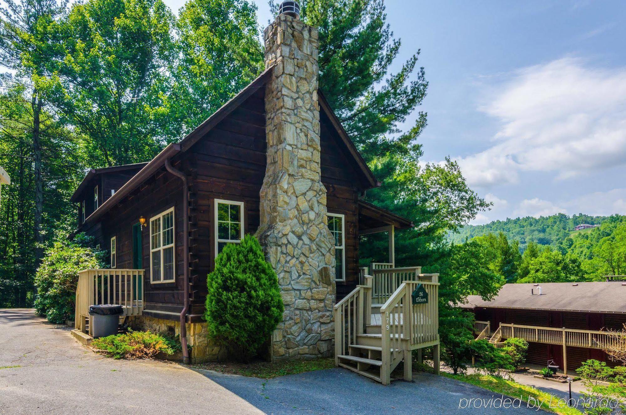Highland Hills Motel & Cabins Boone Kültér fotó